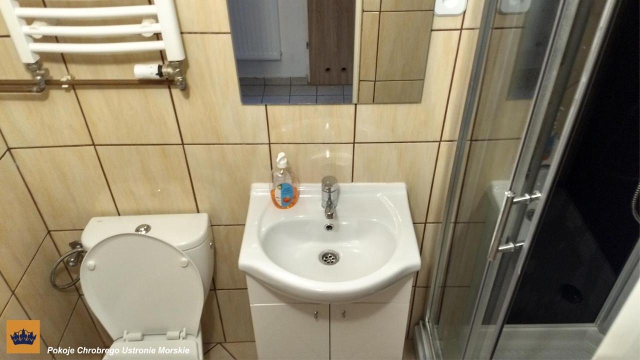 Pokoje Chrobrego Pokoje Goscinne W Centrum Blisko Morza Ustronie Morskie Bagian luar foto